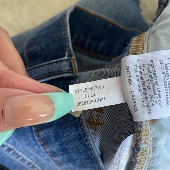 Madewell Shorts High-Rise Denim Jean Cutoffs in Glenoaks Wash Medium Wash 26 - Picture 11 of 14